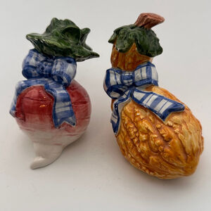 Vintage Radish & Squash Salt & Pepper Shakers – Farmhouse Ceramic